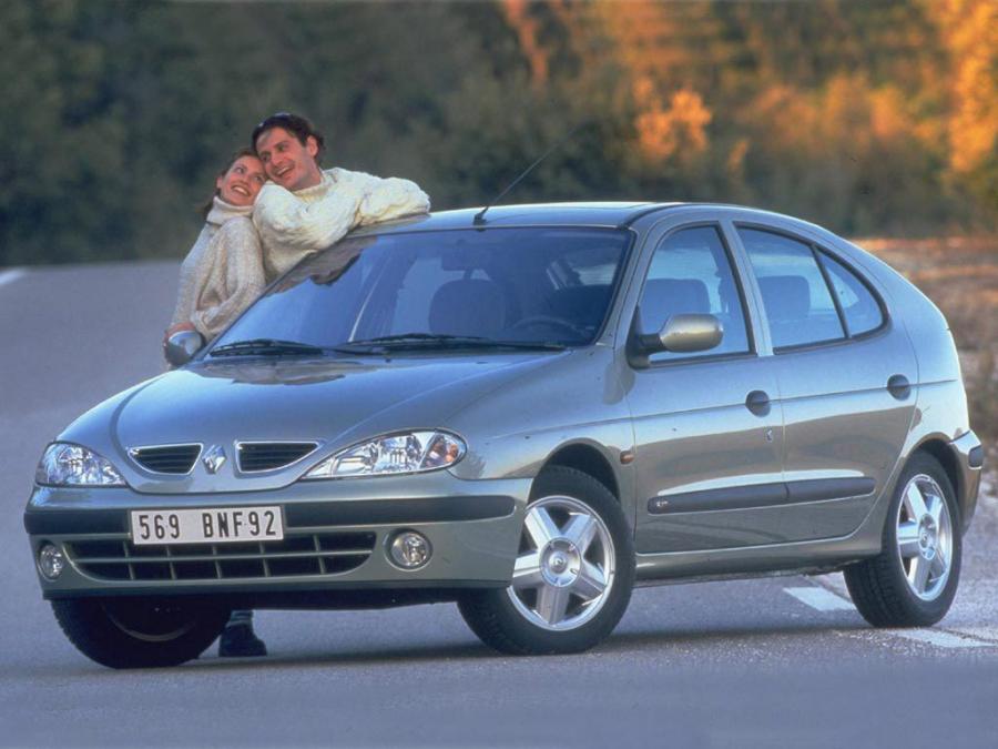  Renault Megane 1999 года  (фото 4 из 4)